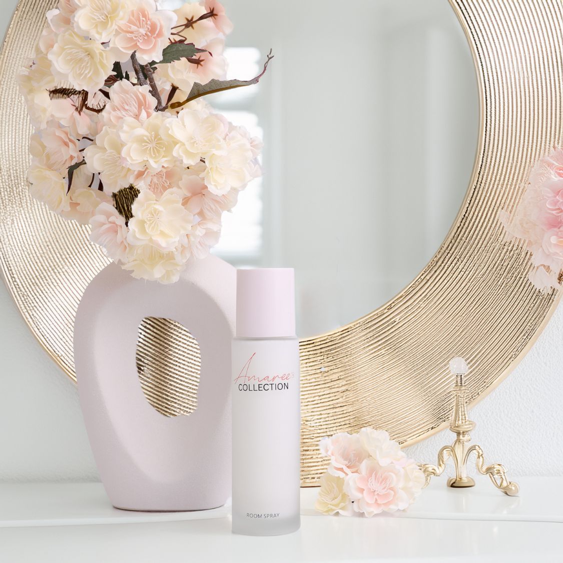 Sheer Lily & White Rose Room Spray 100ml