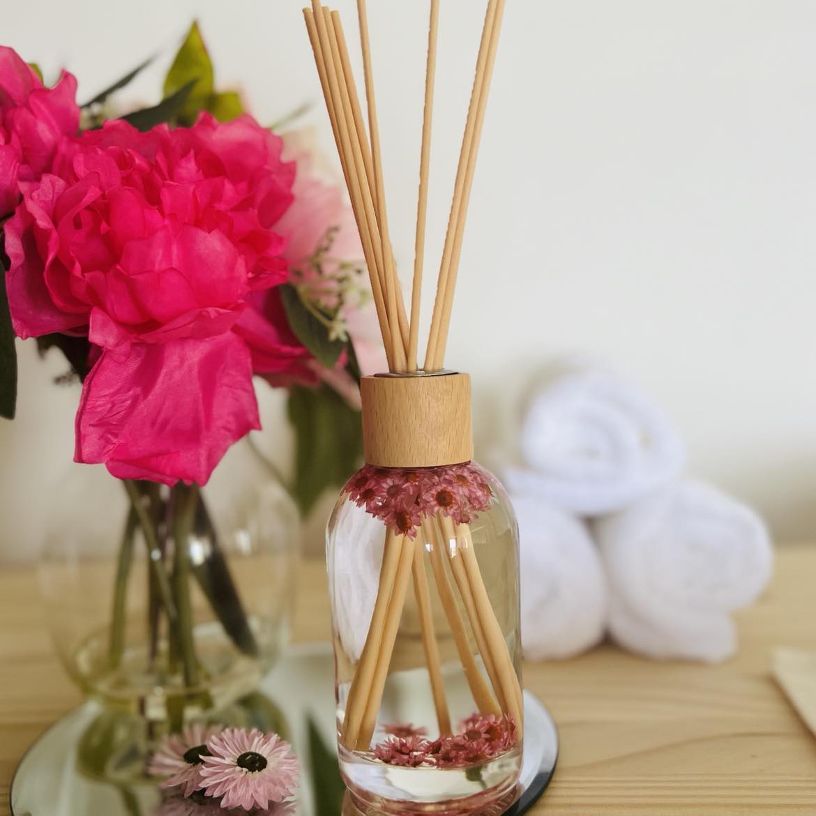 Unlock the Secrets: 5 Tips for Long-Lasting Reed Diffusers