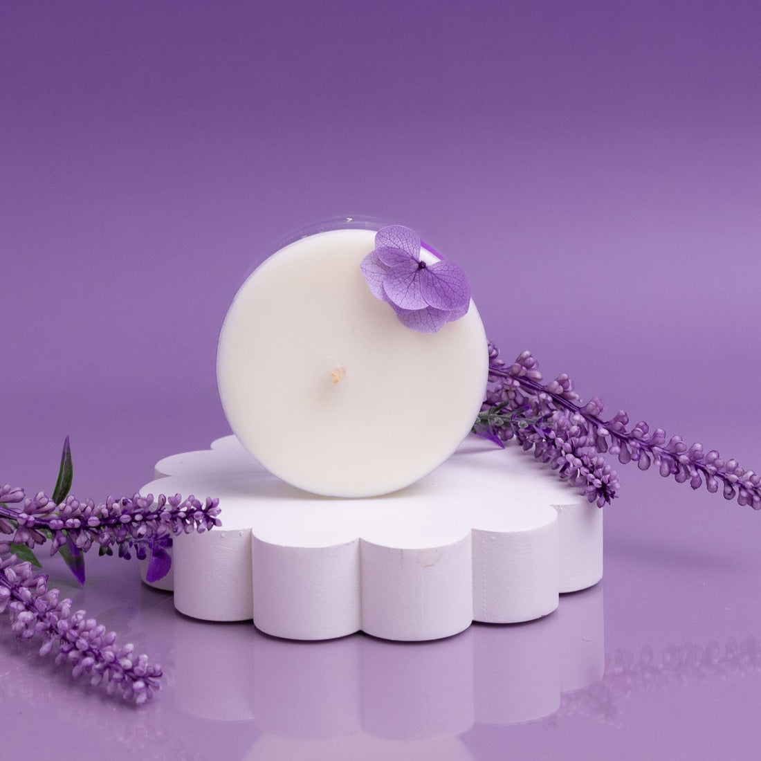 Black Amber &amp; Lavender Tealight Candle